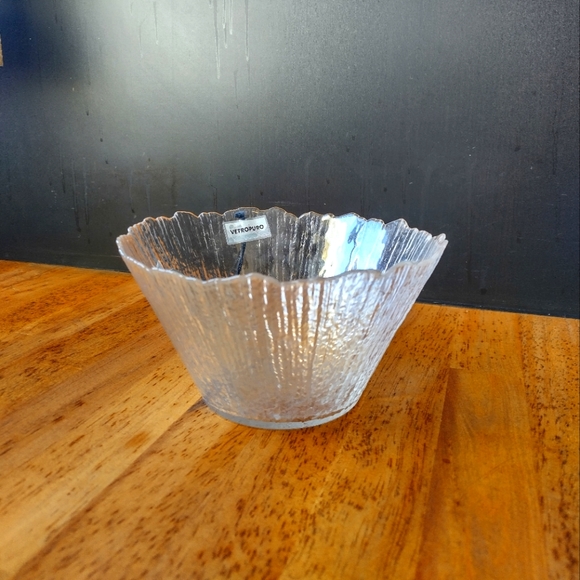 Vetropuro Glassware Translucent Bowl Made In Turkey Beautiful iridescent glass - Picture 1 of 8